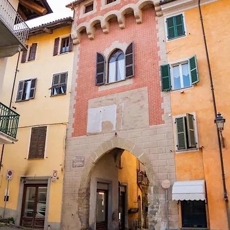 Porta Soprana * Dogliani